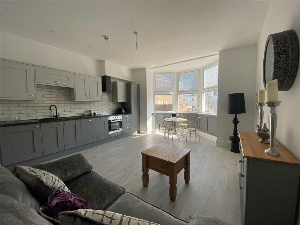 Апартаменты Brooklands Filey Seaside Retreat Flat 4 Экстерьер фото